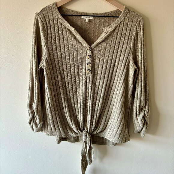 Light Olive Green Ribbed Henley w/ Tie - Picture 1 of 1